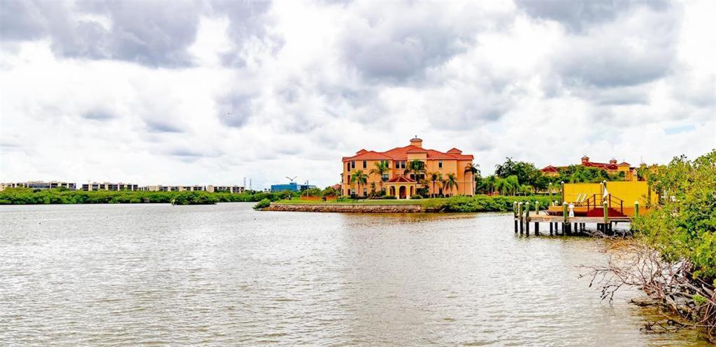 Baywatch Apartment Clearwater Ngoại thất bức ảnh